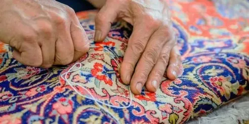 خدمات تخصصی و حرفه ای رفوی فرش در قالیشویی اصفهان